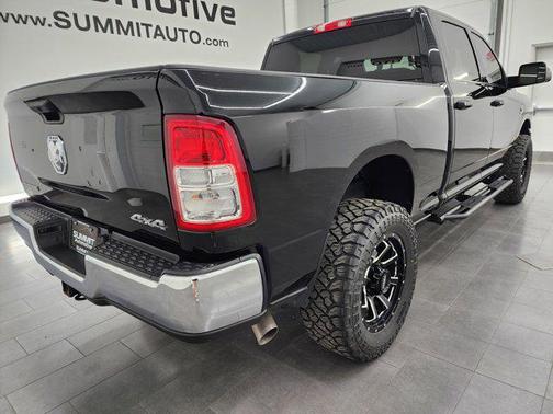 2022 RAM 2500 Big Horn Crew Cab 4x4 6'4' Box