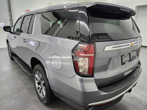 2021 Chevrolet Suburban LT