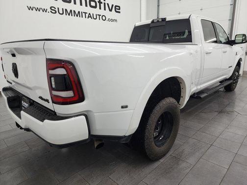 2022 RAM 3500 Laramie Crew Cab 4x4 8' Box