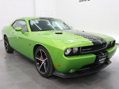 2011 Dodge Challenger SRT8