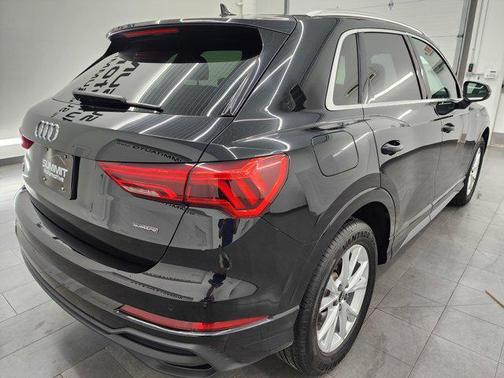 2023 Audi Q3 Premium 45 TFSI S line quattro Tiptronic