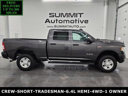 2022 RAM 2500 Tradesman Crew Cab 4x4 6'4' Box
