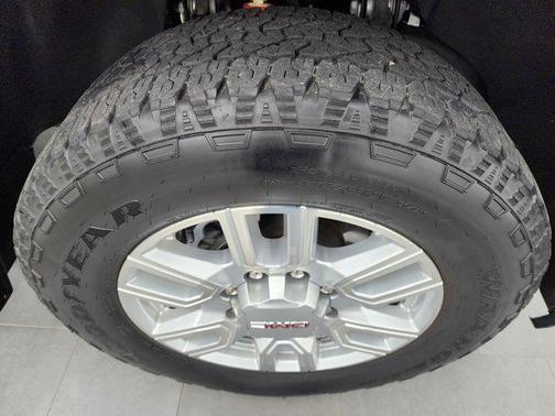 2023 GMC Sierra 2500 SLT