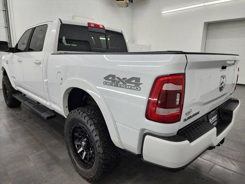 2022 RAM 2500 Laramie Crew Cab 4x4 6'4' Box