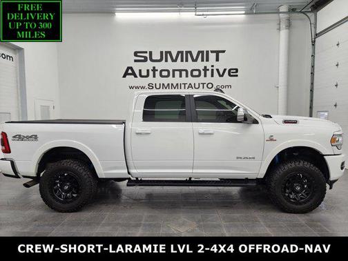 2022 RAM 2500 Laramie Crew Cab 4x4 6'4' Box