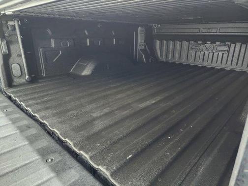 2022 GMC Sierra 2500 SLT