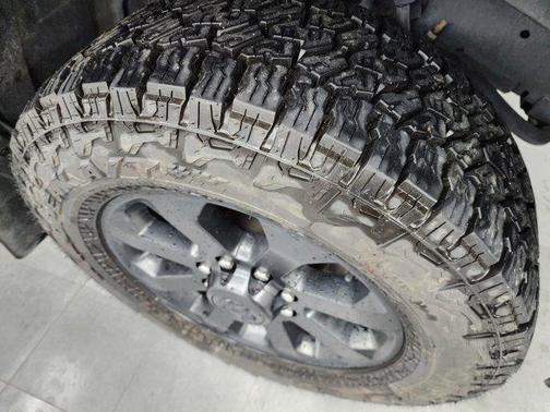 2022 RAM 2500 Laramie Crew Cab 4x4 6'4' Box