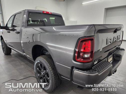 2025 RAM 2500 Big Horn Crew Cab 4x4 6'4' Box