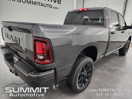 2025 RAM 2500 Big Horn Crew Cab 4x4 6'4' Box
