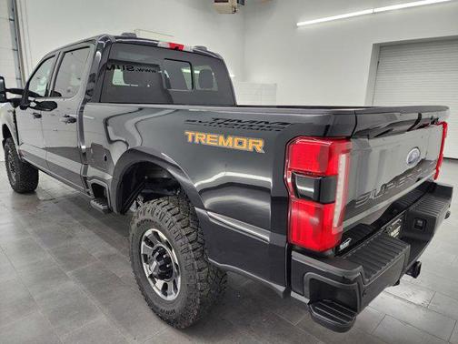 2023 Ford F-350 Lariat