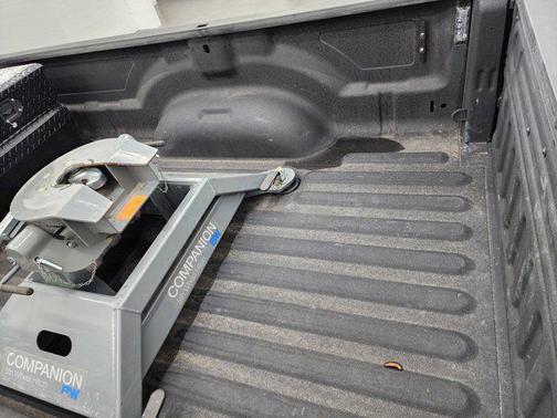 2022 RAM 3500 Big Horn Crew Cab 4x4 8' Box