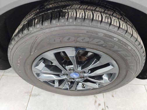 2022 Ford Escape S