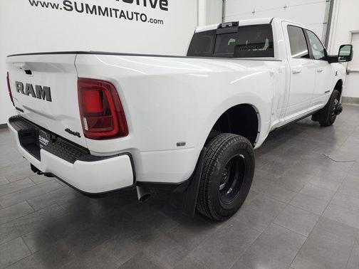 2025 RAM 3500 Laramie Crew Cab 4x4 8' Box