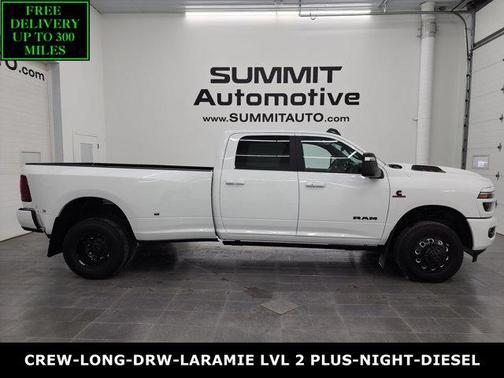 2025 RAM 3500 Laramie Crew Cab 4x4 8' Box