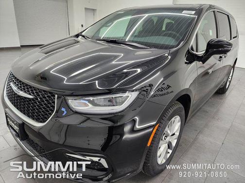 2026 Chrysler Pacifica L