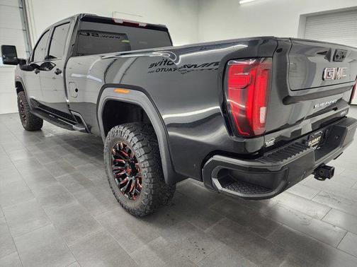 2022 GMC Sierra 2500 AT4