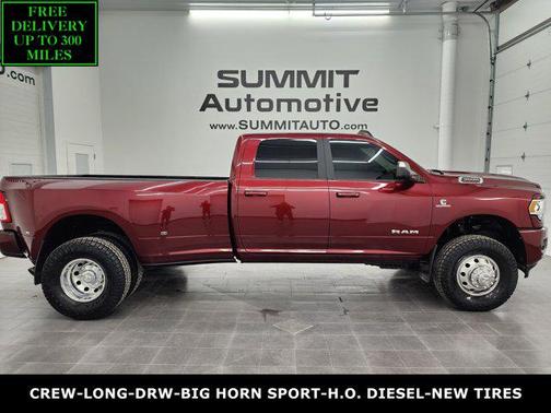 2020 RAM 3500 Big Horn Crew Cab 4x4 8' Box