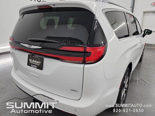 2026 Chrysler Pacifica L