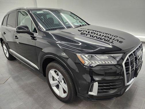 2024 Audi Q7 45 Premium Plus