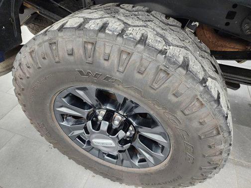 2022 Ford F-350 Lariat