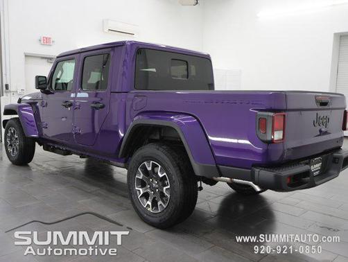 2026 Jeep Gladiator Sahara 4x4