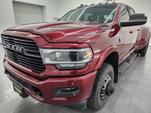 2022 RAM 3500 Laramie Crew Cab 4x4 8' Box