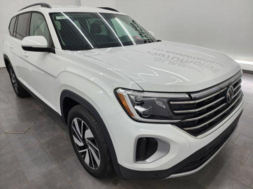 2025 Volkswagen Atlas 2.0T SE w/Technology 4MOTION