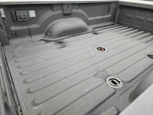 Bright White Clearcoat 2024 RAM 3500 Tradesman Crew Cab 4x4 8' Box