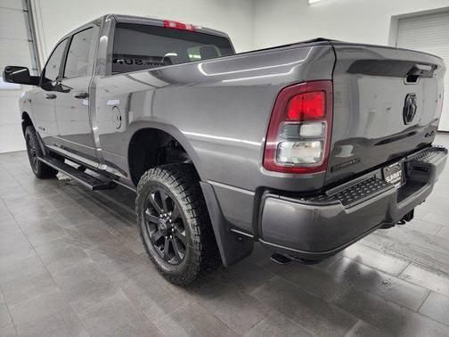 2022 RAM 2500 Big Horn Crew Cab 4x4 6'4' Box