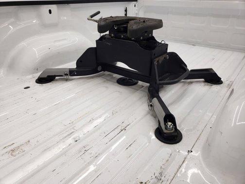 2022 RAM 3500 Big Horn Crew Cab 4x4 8' Box