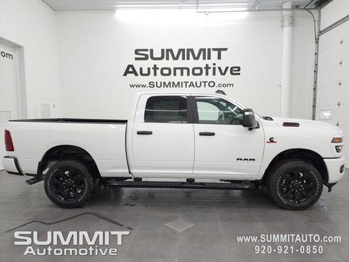 2025 RAM 2500 Big Horn Crew Cab 4x4 6'4' Box