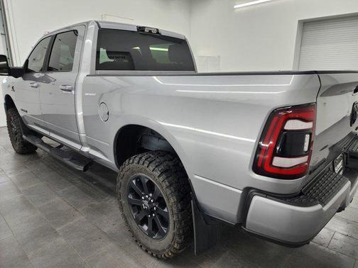 2023 RAM 2500 Big Horn Crew Cab 4x4 6'4' Box