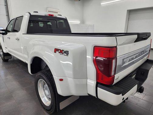 2022 Ford F-450 Platinum