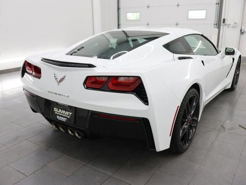 Arctic White 2019 Chevrolet Corvette Stingray