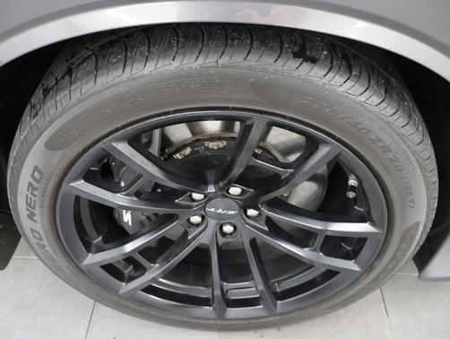 Granite Pearlcoat 2023 Dodge Challenger SRT Hellcat