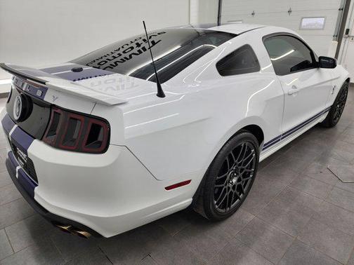 2014 Ford Shelby GT500 Base