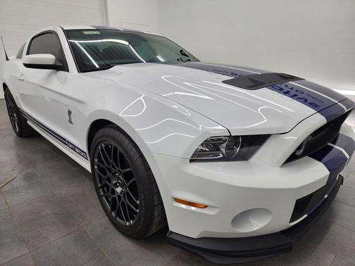 2014 Ford Shelby GT500 Base