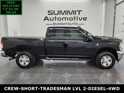 2023 RAM 2500 Tradesman Crew Cab 4x4 6'4' Box
