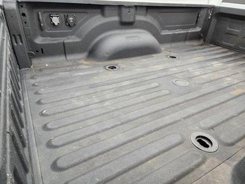 2023 RAM 3500 Laramie Crew Cab 4x4 8' Box