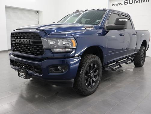 Patriot Blue Pearlcoat 2024 RAM 2500 Big Horn Crew Cab 4x4 6'4' Box