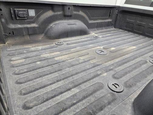 2022 RAM 3500 Big Horn Crew Cab 4x4 8' Box