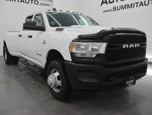 2021 RAM 3500 Tradesman Crew Cab 4x4 8' Box