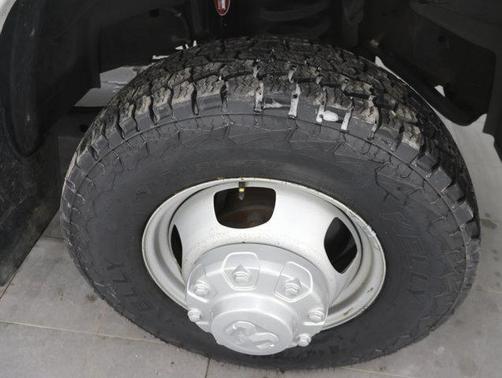 2021 RAM 3500 Tradesman Crew Cab 4x4 8' Box