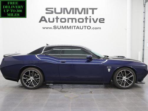 Contusion Blue Pearlcoat 2017 Dodge Challenger R/T Scat Pack