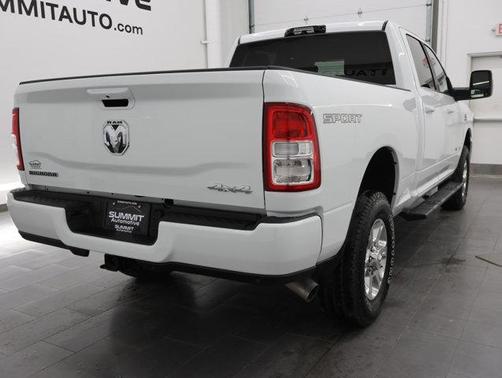 Bright White Clearcoat 2024 RAM 2500 Big Horn Crew Cab 4x4 6'4' Box