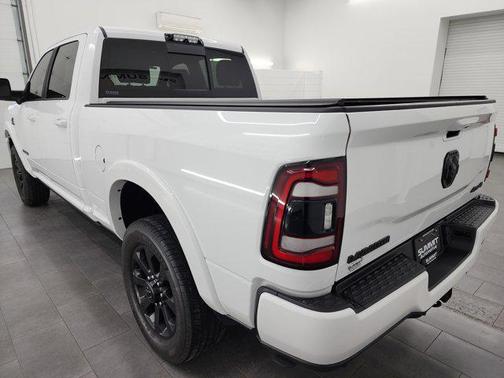 2020 RAM 2500 Laramie Crew Cab 4X4 6'4' Box