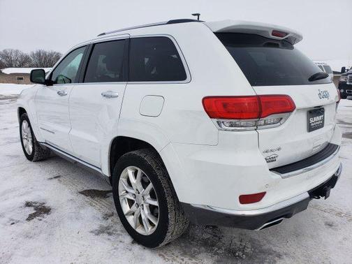 2016 Jeep Grand Cherokee Summit
