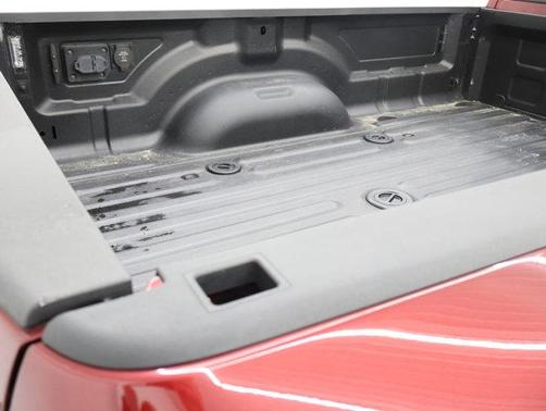 2022 RAM 3500 Tradesman Crew Cab 4x4 8' Box