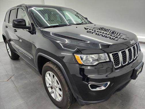 2022 Jeep Grand Cherokee Laredo