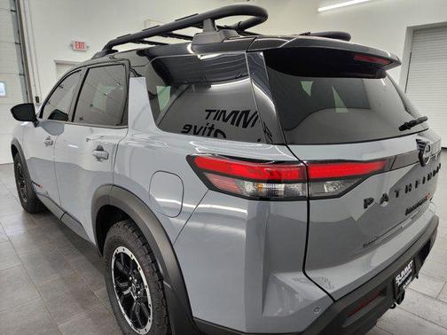2024 Nissan Pathfinder Rock Creek 4WD